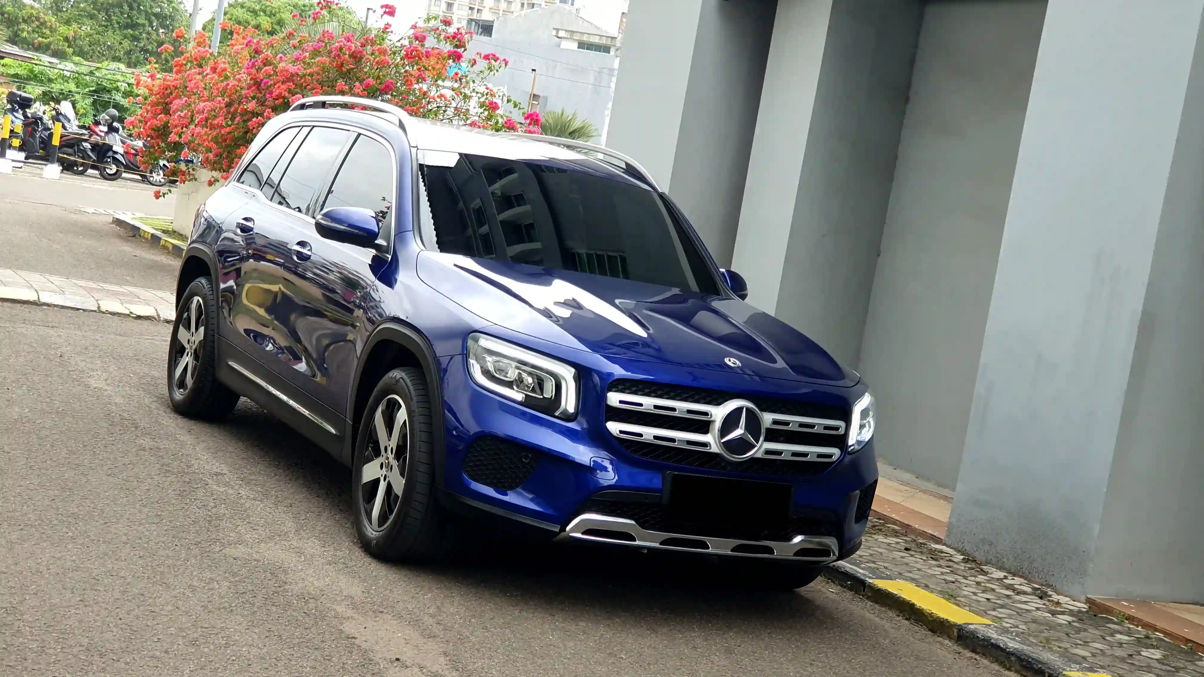 6 Mobil Mercy Mewah Bekas Yang Sangat Layak Dibeli Tahun ini